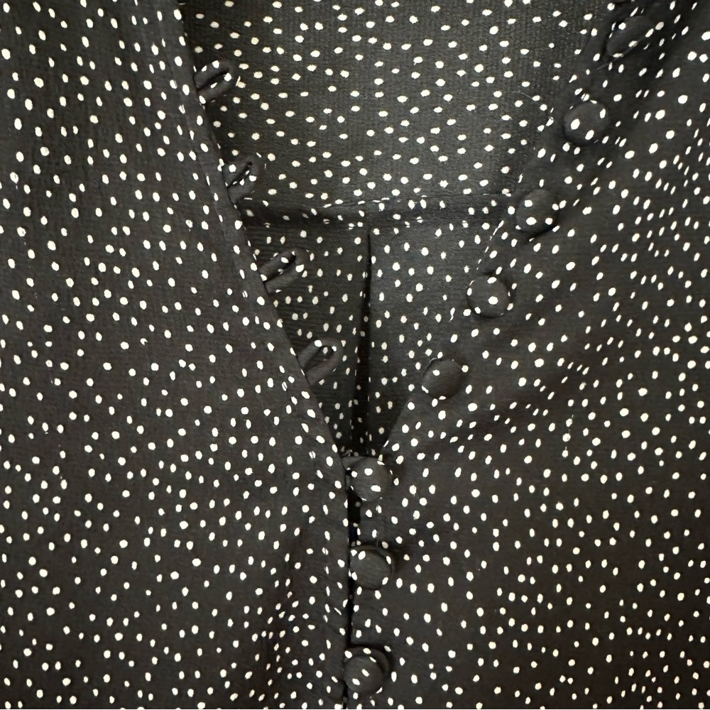 Express Blouse - Medium - Picture 2 of 3